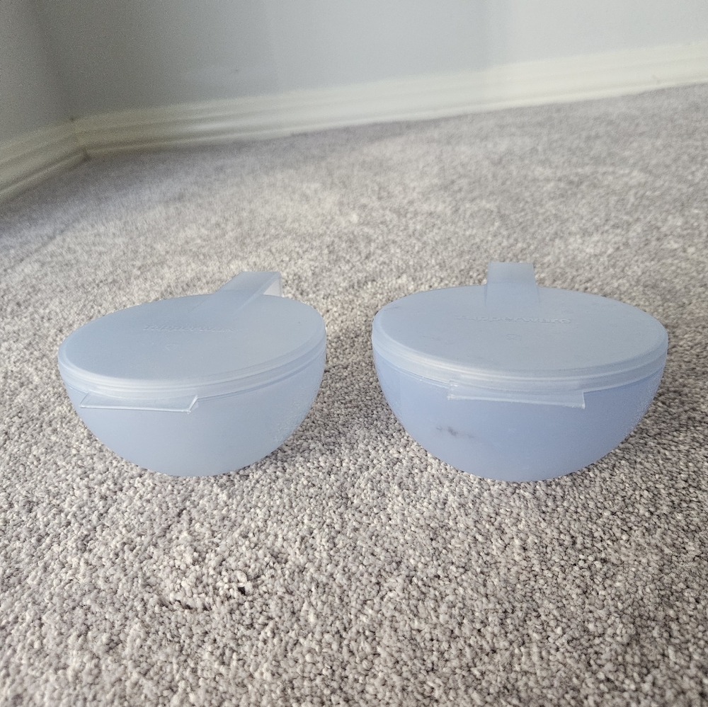 Tupperware Onion Container Keeper - Picture 2 of 5